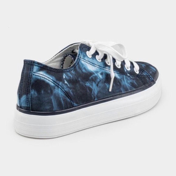 NWT Restricted Velma Tie Dye Sneaker - Picture 2 of 10
